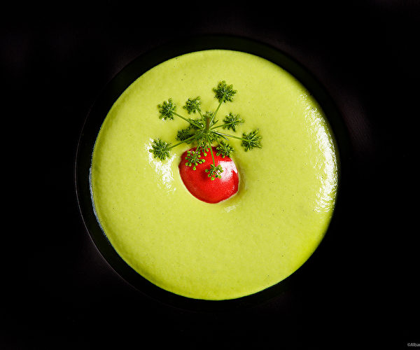 Velouté de petit pois de Julien Machet, Chef étoilé du restaurant Le Farçon à La Tania