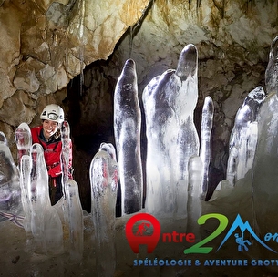 Spéléo glace sous les skis