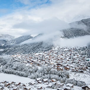 Le village des Contamines-Montjoie en hiver