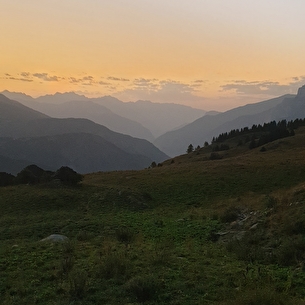 Coucher de soleil sur le chemin du Roi
