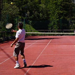 Terrain de tennis