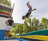 Sports acrobatiques, bambins à ressorts : séance et stage 