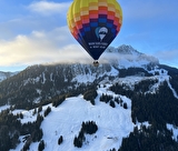 Vols en montgolfière au-dessus des Alpes, massif des Aravis