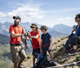randonnées en famille avec un guide au Grand-Bornand