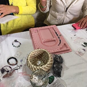 Atelier création de bracelet, amulette en pierres naturelles