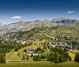 Valberg - vue village depuis la Croix du Sapet @OT Valberg-@Xavier GIRAUD