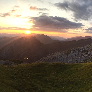 Montagne coucher de soleil