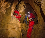 Spéléologie verticale