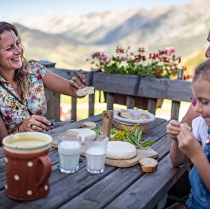 rando repas savoyard coucher de soleil