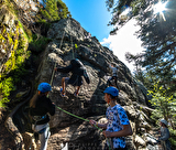 Initiation à l’escalade le matin et accrobranche l’après-midi