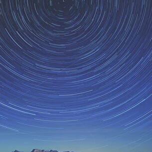 Stage photo de nuit en montagne