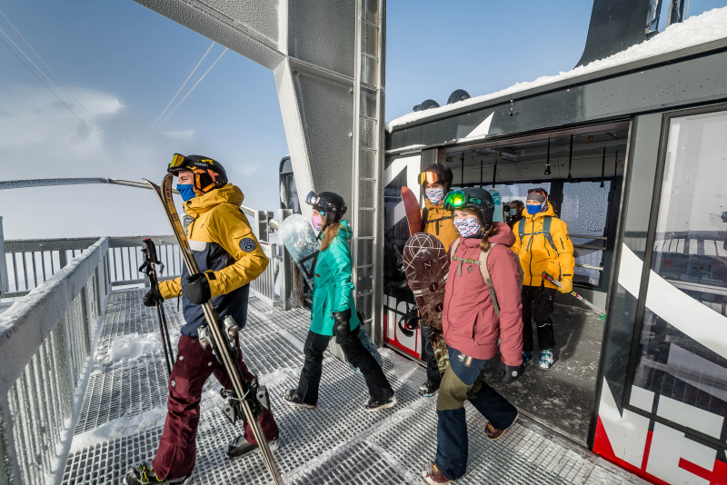 S'équiper d'un tour de cou anti Covid pour la saison de ski ! - France  Montagnes - Site Officiel des Stations de Ski en France
