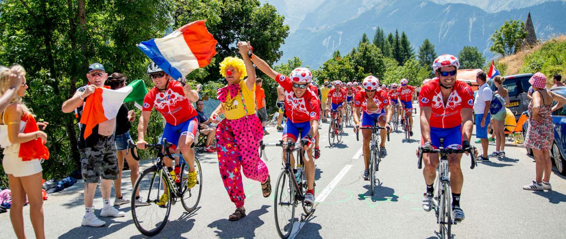 Tour de France : un peloton France Montagnes à l'arrivée de Saint-Gervais Mont-Blanc